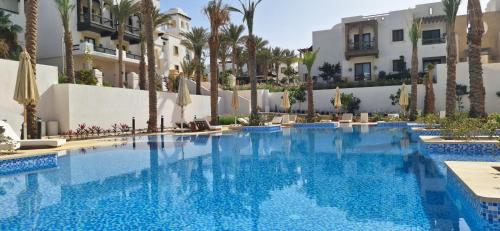 El Gouna Luxury 1BR Golf Apartment at Ancient Sands Resort Pool, Beach & Marina Access