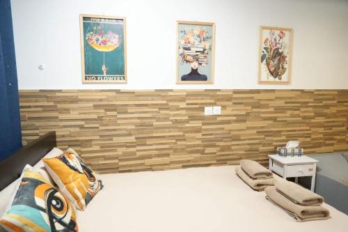 Pompidou Chic Studio in Le Marais