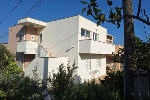 Apartments with parking space Slatine, Ciovo - 25145