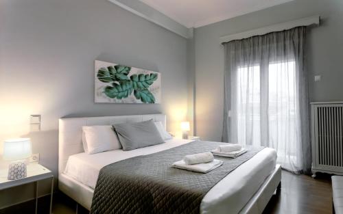 Spacious 3BR in Koukaki, Near Acropolis