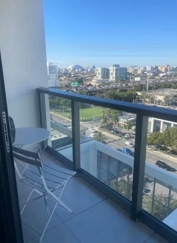 Modern Brickell Apartment Free Parking Pool and Gym photo 6