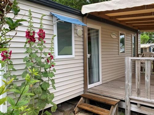 Mobil Home 4 Pers avec Terrasse - Cuisine Équipée - API-1-52-1715