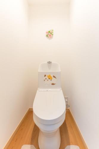 4 min to Namba by subway, 5 min walk to station, Japanese style, 2 toilets,2 tatami bedroom,2-5 people