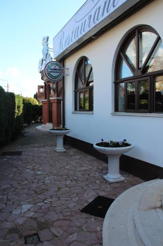 Фотография из галереи Karikas Hotel в Хайдусобосло