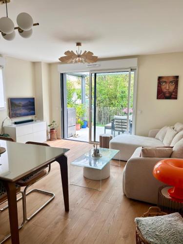 T3 Haut de gamme proche plage - Climatisation, terrasse, jardin & Parking gratuit