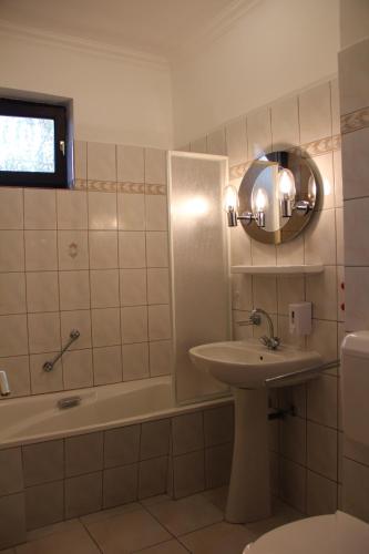 Фотография из галереи Karikas Hotel в Хайдусобосло