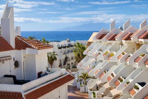 Beachkeys House - Flat in Las Americas, sea&pool view