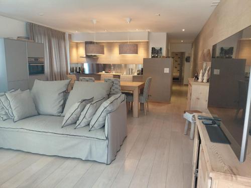 Comfortable apartment near the ski station with parking
