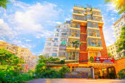 AC STANDARD DELUXE RoOM NEAR SQUARE HOSPITAL