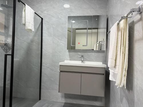 Bany a BNG Suites 2
