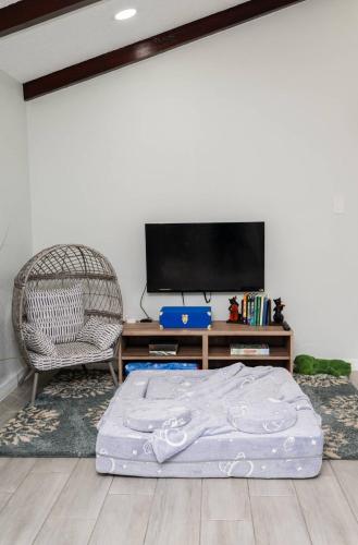 Luxury 4BR, Sleeps 12, Heated Pool, Near Universal Studios photo 106