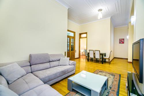 Телевізор і / або розважальний центр в WALKER Apartment