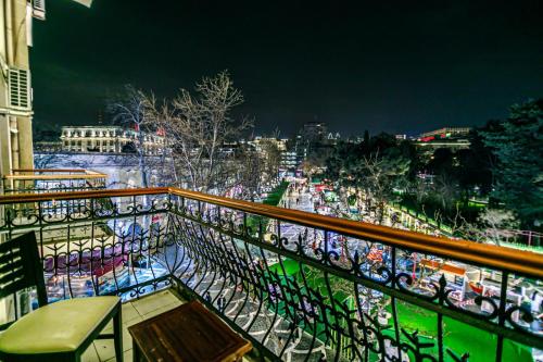 Fotografija v galeriji nastanitve WALKER Apartment v mestu Baku