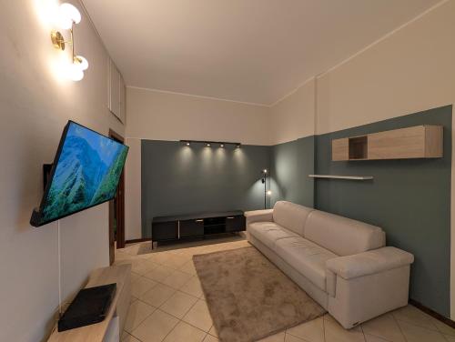 Ampio alloggio Milano-Lambrate desing district accessibile senza barriere architettoniche e letto king size