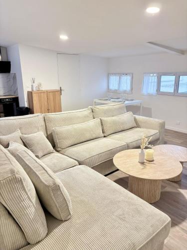 F2 apartment, quiet and serene place