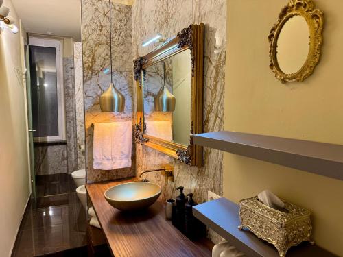 INTOMILAN I Design Apartment Galleria Del Corso