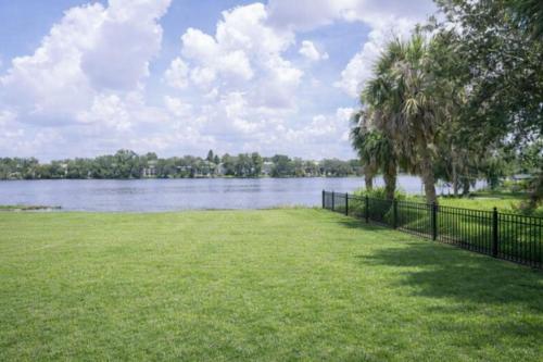 Gallery image of 3 Bedroom 2 Bath house on The Water in Tampa