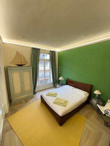 Maison SOLEIL - 3 bedrooms and 2 baths in Mentone