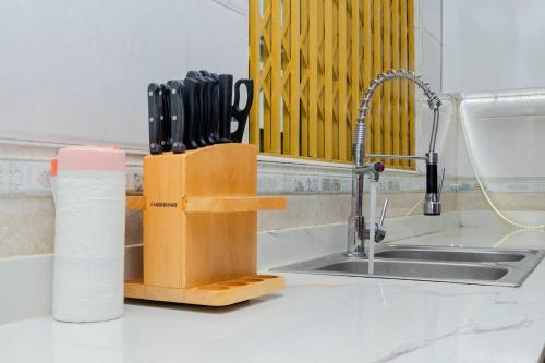 Nuotrauka iš apgyvendinimo įstaigos Muna's Residence mieste Apenkwa galerijos