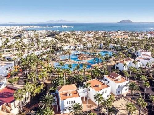 All Seasons Oasis