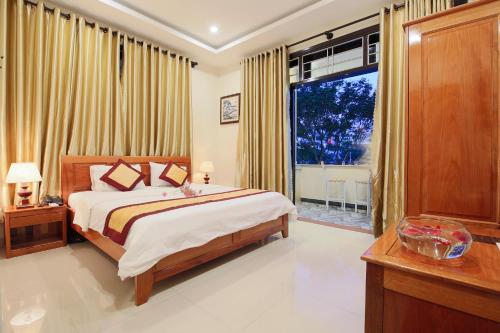 Um quarto em Dam Tien Hotel