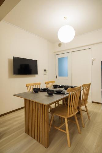 Roots Osaka Station3 3Bed Rooms Free Bicycle Rental