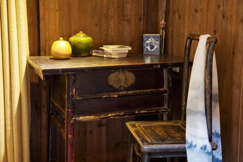 ブ源県にあるWuYuan QiYe YanXiang Guesthouseのギャラリーの写真