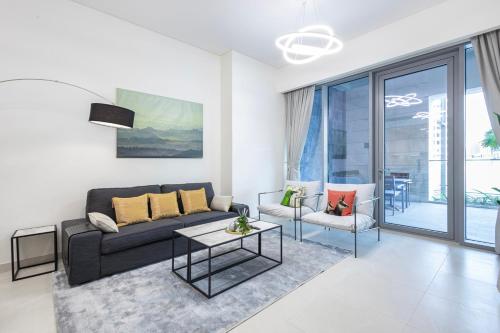 Canal Front Residence 5, Al Wasl - 2 Bedroom with Maids room - Allsopp & Allsopp 01