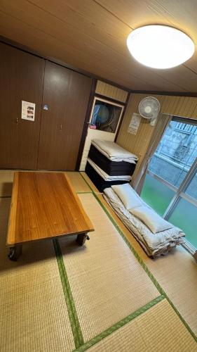 Okinawa Naha JinJin -沖縄伝統体験型宿じんじん-