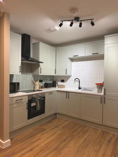 The Malthouse - Luxury City Apartment photo 5
