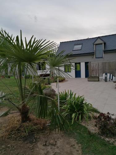 LE TRISKEL - pour 4 personnes proche plage