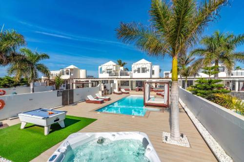 Villa Lorena by Villa Plus