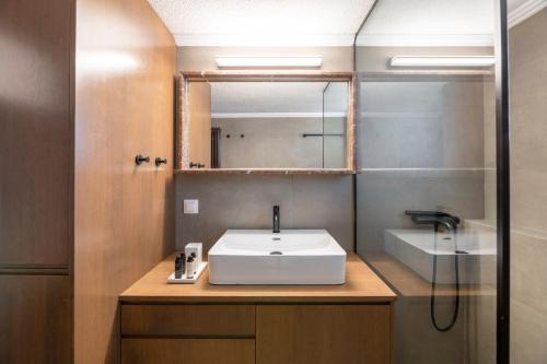 Comfort Living 3BR Apartment in Chalandri by UPSTREET
