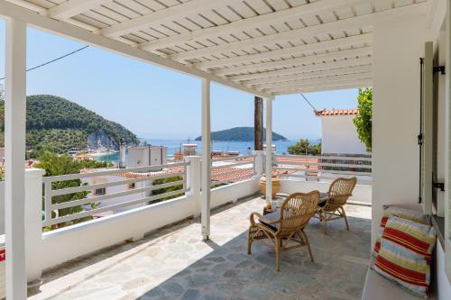 Iremia Coastal Retreat - Private Sea View Terrace