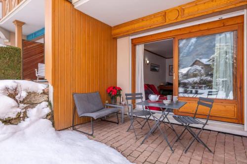 Petite Jardin: Residence Via des Traz B