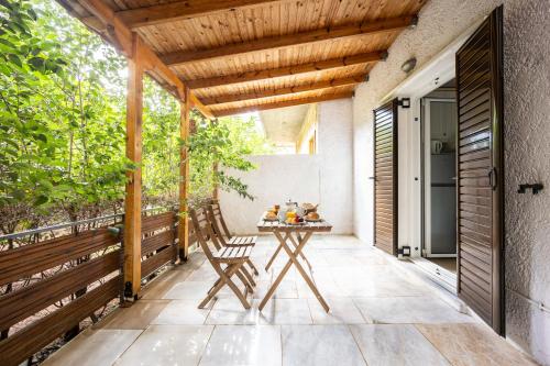 Cozy Studio in Central Glyfada