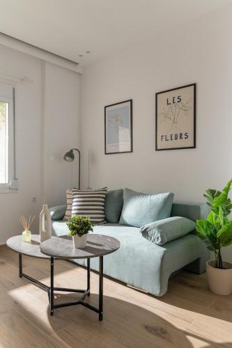 Athens Urban Vibes 2 Backyard Bliss Patio