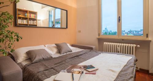 A room at ALTIDO Warm Family Flat for 6 with Terrace in Milan