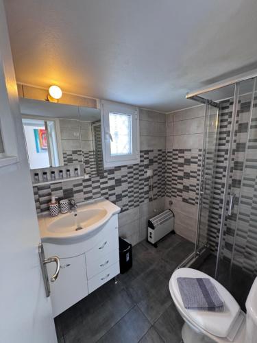 Krezias Apartments K1 Acropolis View & Jacuzzi !