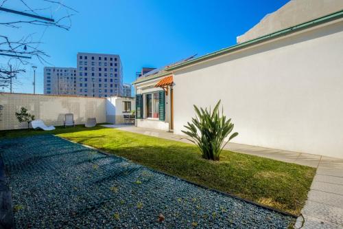 2 Bdr Guadiana House Garden Metro Station 2min