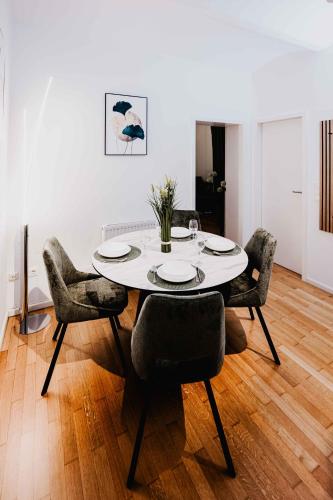 FREE Parking City Apartment, Netflix