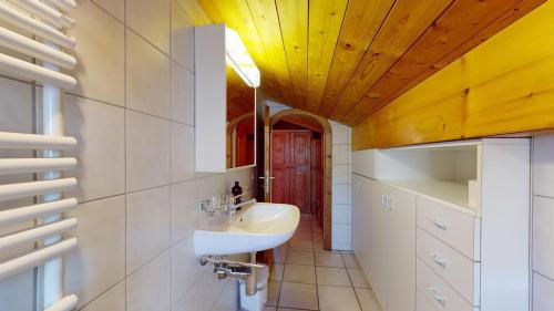Chesa Susi - Elegant Attic in the Engadine