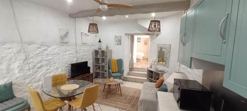 Cosy flat in the heart of Valbonne Village