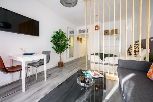 Palmeras Cristal by 10ToSea