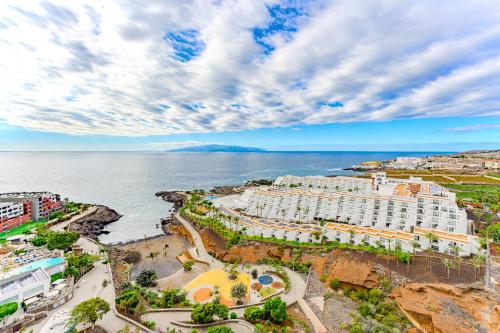Oceanfront Studio with Private Balcony in Playa Paraíso