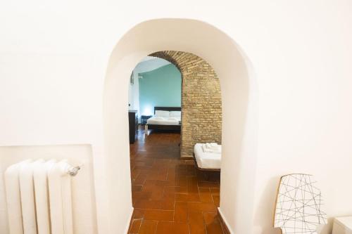 Grotto Apartment by Campo de Fiori