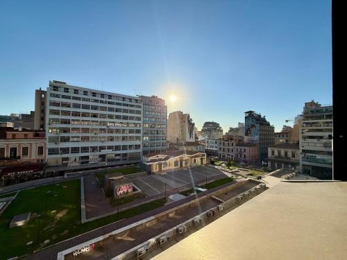 Modern Monastiraki Apartment with Parthenon view