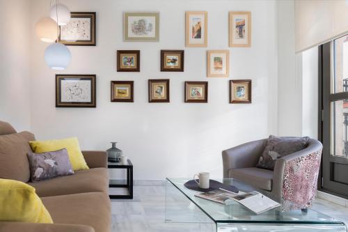 Apartamento con solera en el corazón de Triana by Miisterhost