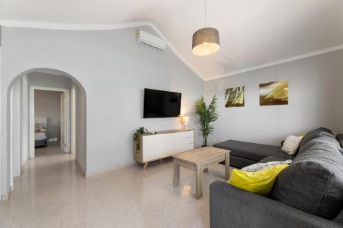 Casa Alegranza 1A 2 by Escape Home