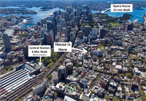 an aerial view of a city with buildings at Huge, Inner Sydney City 5 Bed Mansion, Near Opera House - 7 mins in Sydney